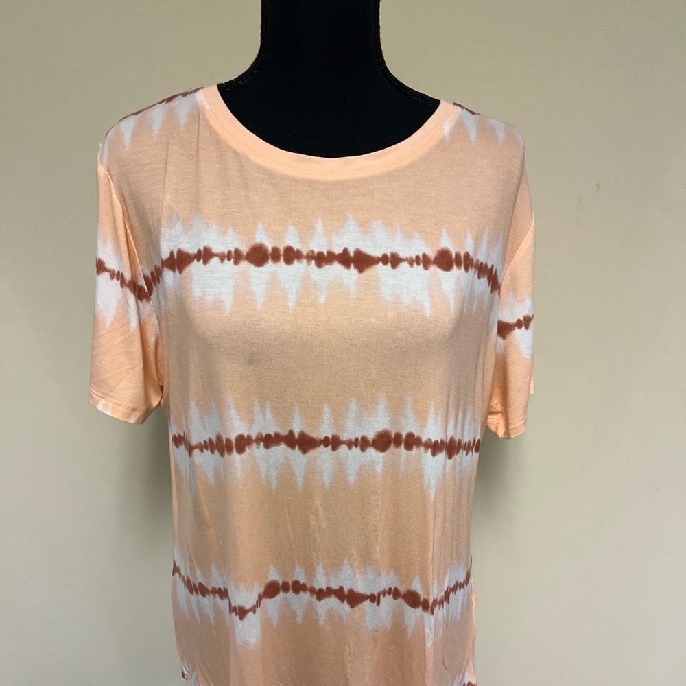 Old Navy Tie Dye T-Shirt BRAND NEW